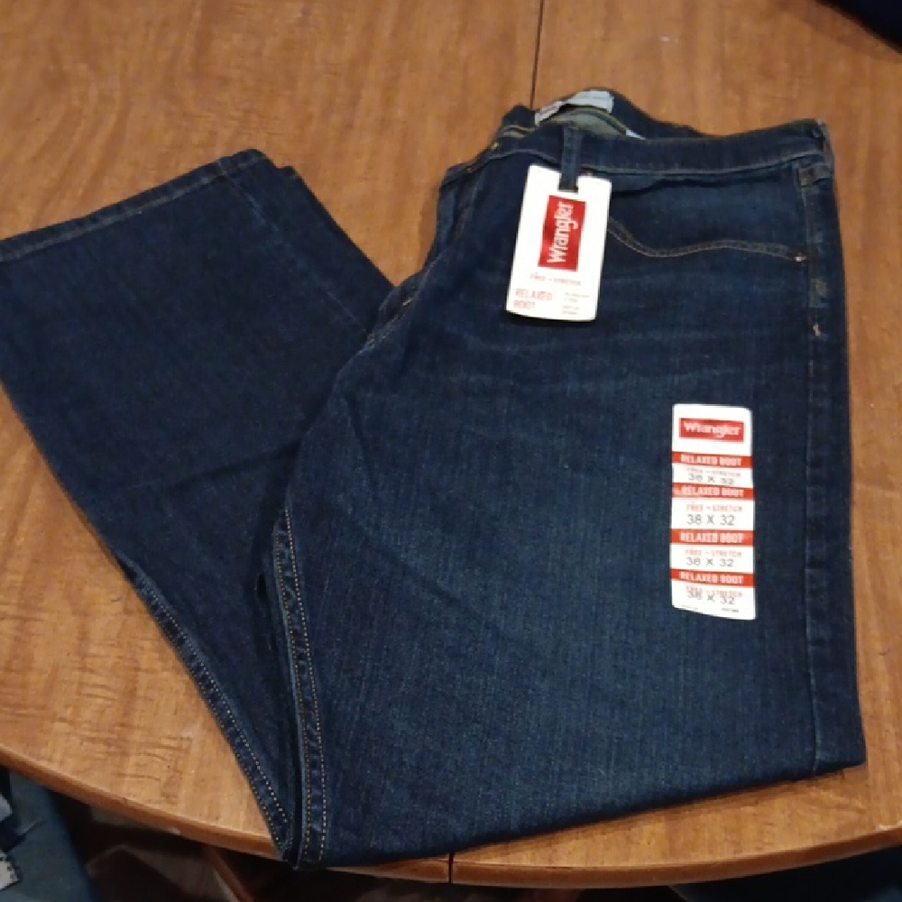 Wrangler Men's Dark Blue Relaxed Jeans